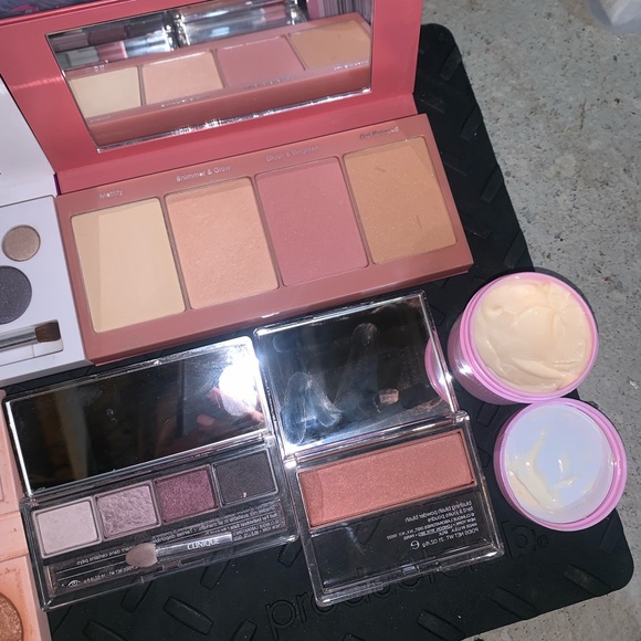 Clinique bundle!!!! - Picture 6 of 8